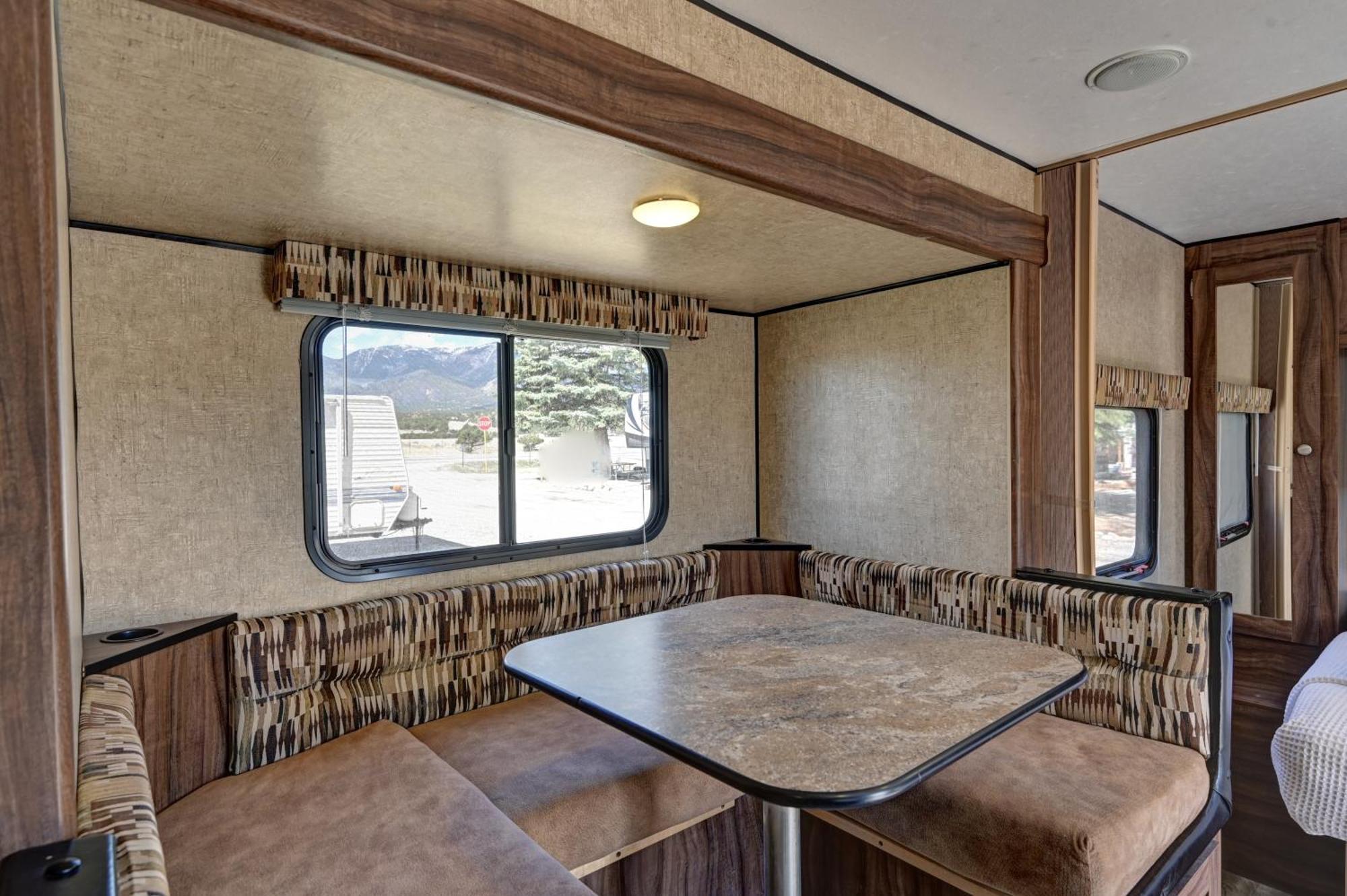 Отель Snowy Peaks Rv Park Буэна-Виста Экстерьер фото